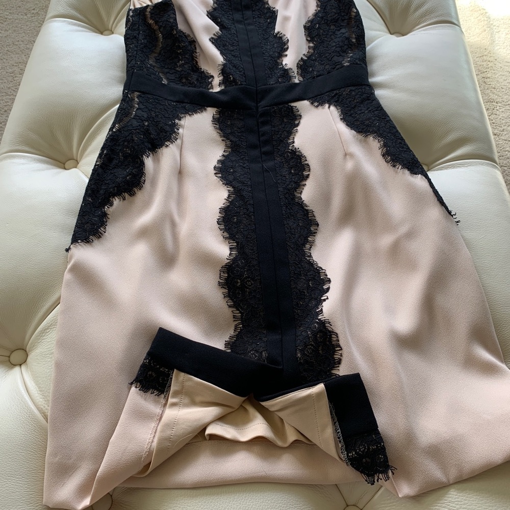 TAHARI lace pencil dress - Picture 4 of 11